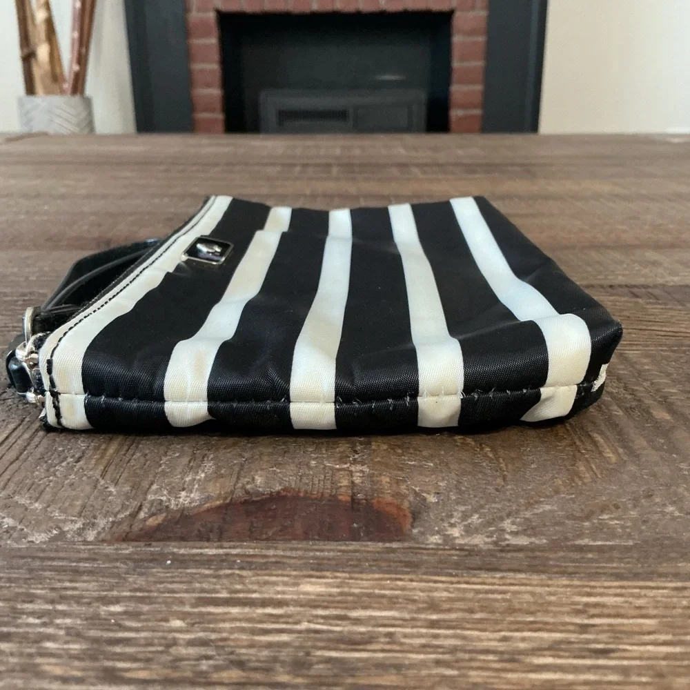 Kate Spade New York Dawn Sailing Black White Stripe Double Zip Wristlet Nylon